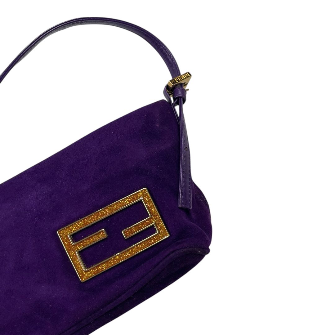 Cartera  FENDI  Violeta Medida 28cm X 12cm