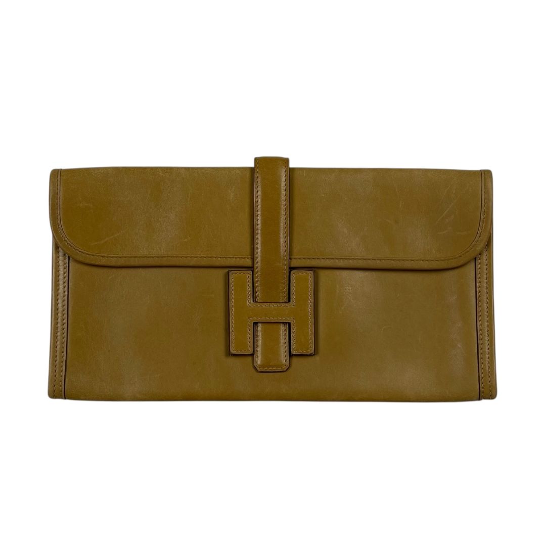 Sobre  HERMES  Beige Medida 29cm X 16cm