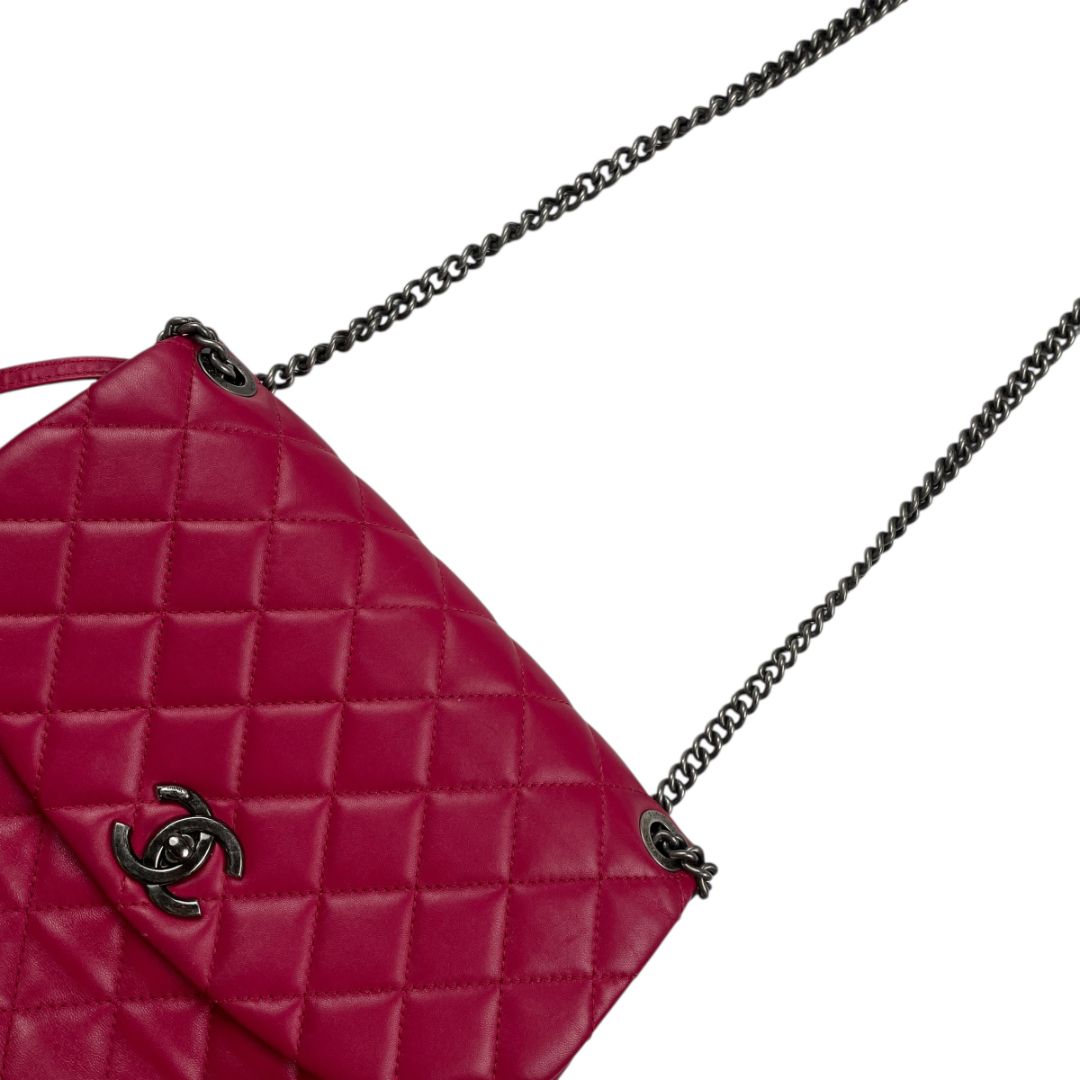 Cartera  CHANEL  Fucsia Medida 35cm X 25cm