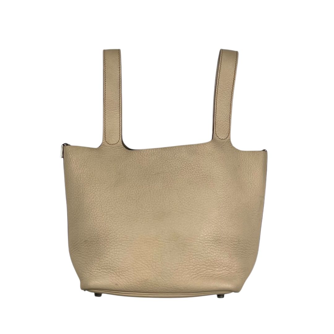 Cartera  HERMES Beige Medida 30cm X 18cm