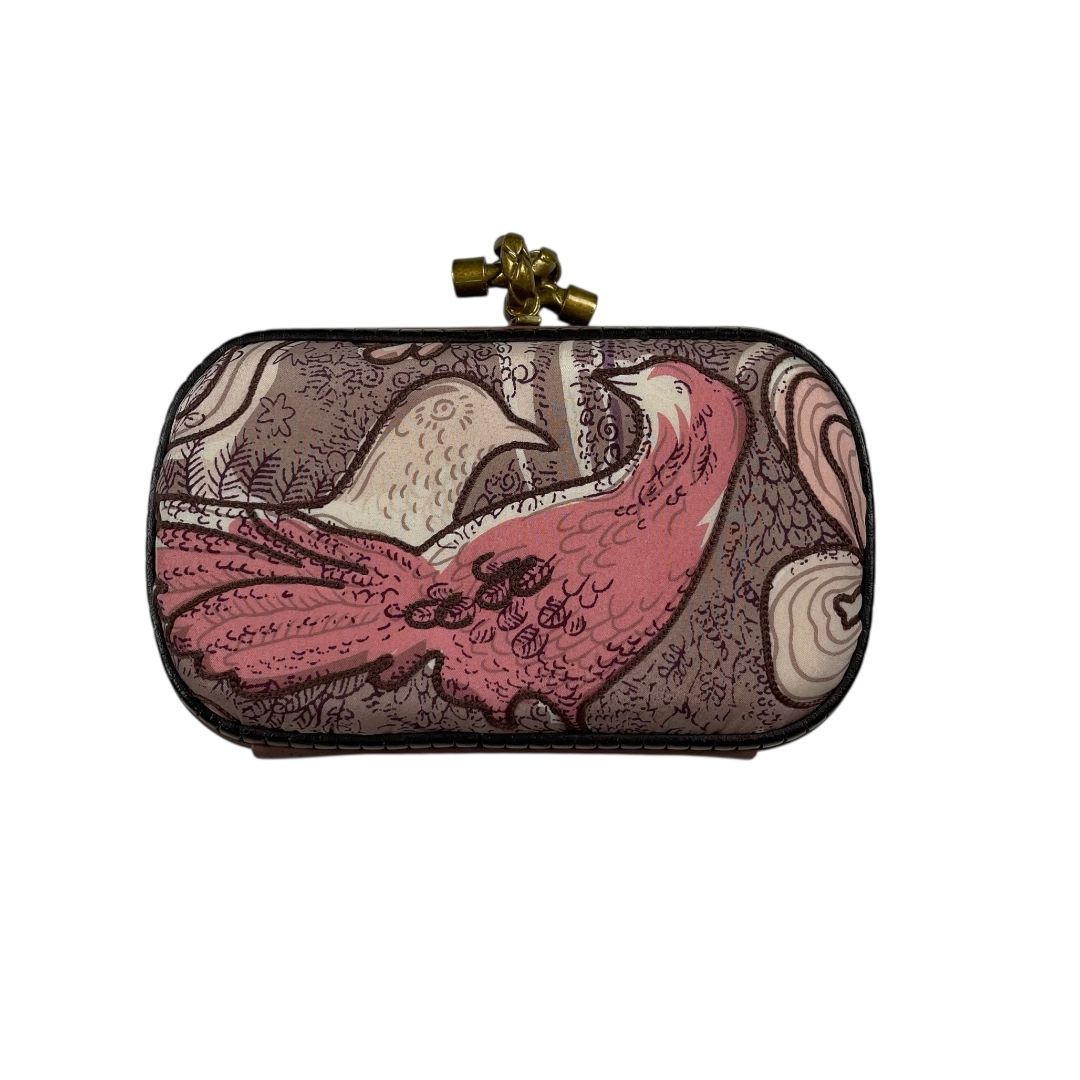 Sobre  BOTTEGA VENETA  Varios  Estampado Medida 17cm X 10cm