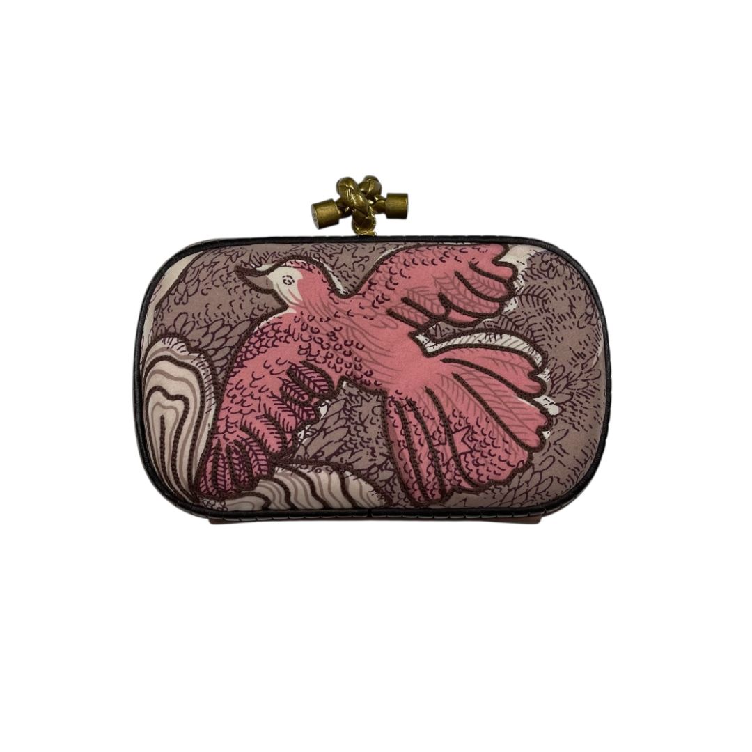 Sobre  BOTTEGA VENETA  Varios  Estampado Medida 17cm X 10cm