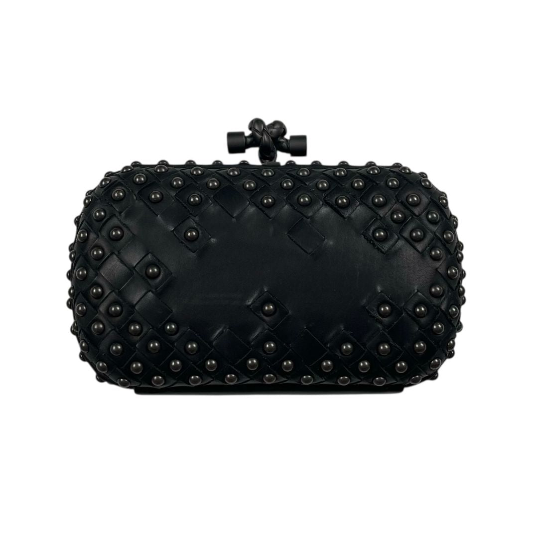 Sobre  BOTTEGA VENETA  Negro Medida 15cm X 10cm