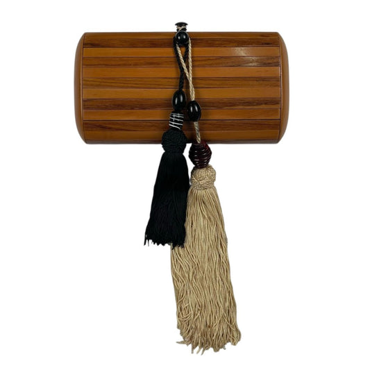 Sobre  EMANUELE PANTANELLA  Marron Medida 20cm X 11cm