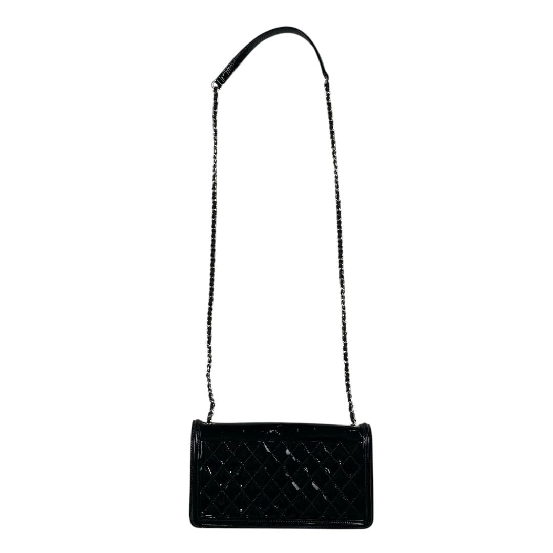 Cartera  CHANEL  Negro Medida 24cm X 13cm