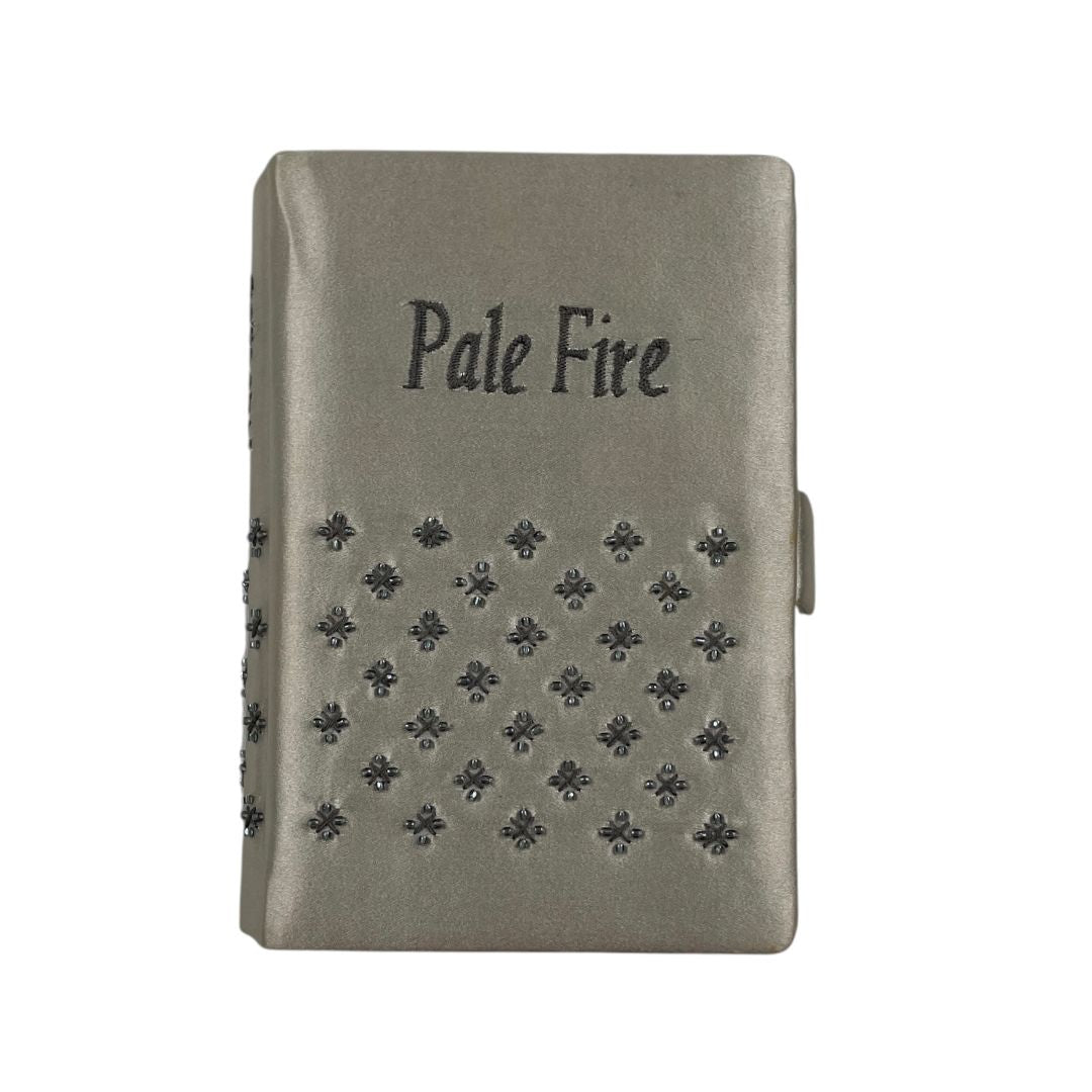 Sobre  BARNEY'S NEW YORK  Gris Medida 16cm X 11cm