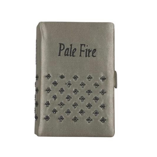 Sobre  BARNEY'S NEW YORK  Gris Medida 16cm X 11cm