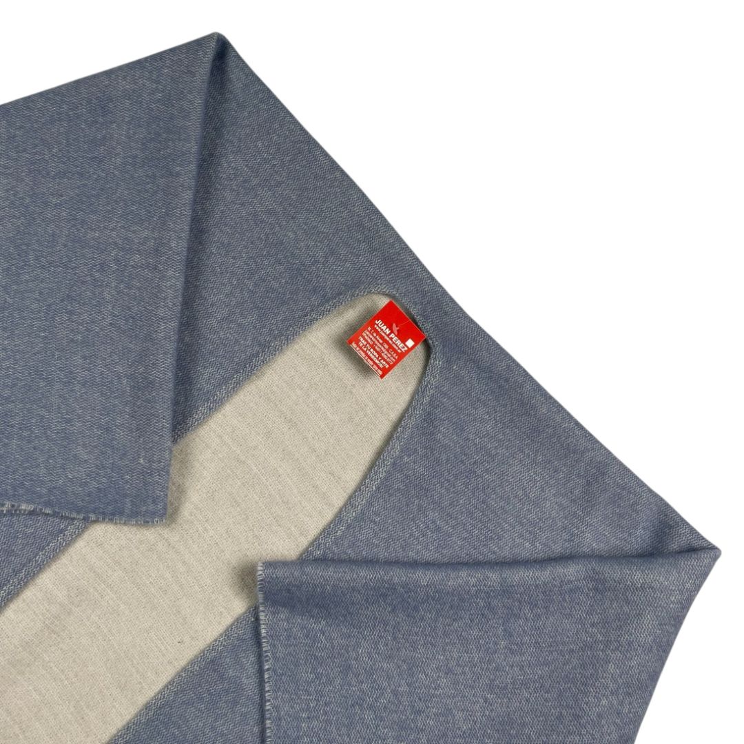 Poncho  SIN MARCA  Celeste Talle Unico