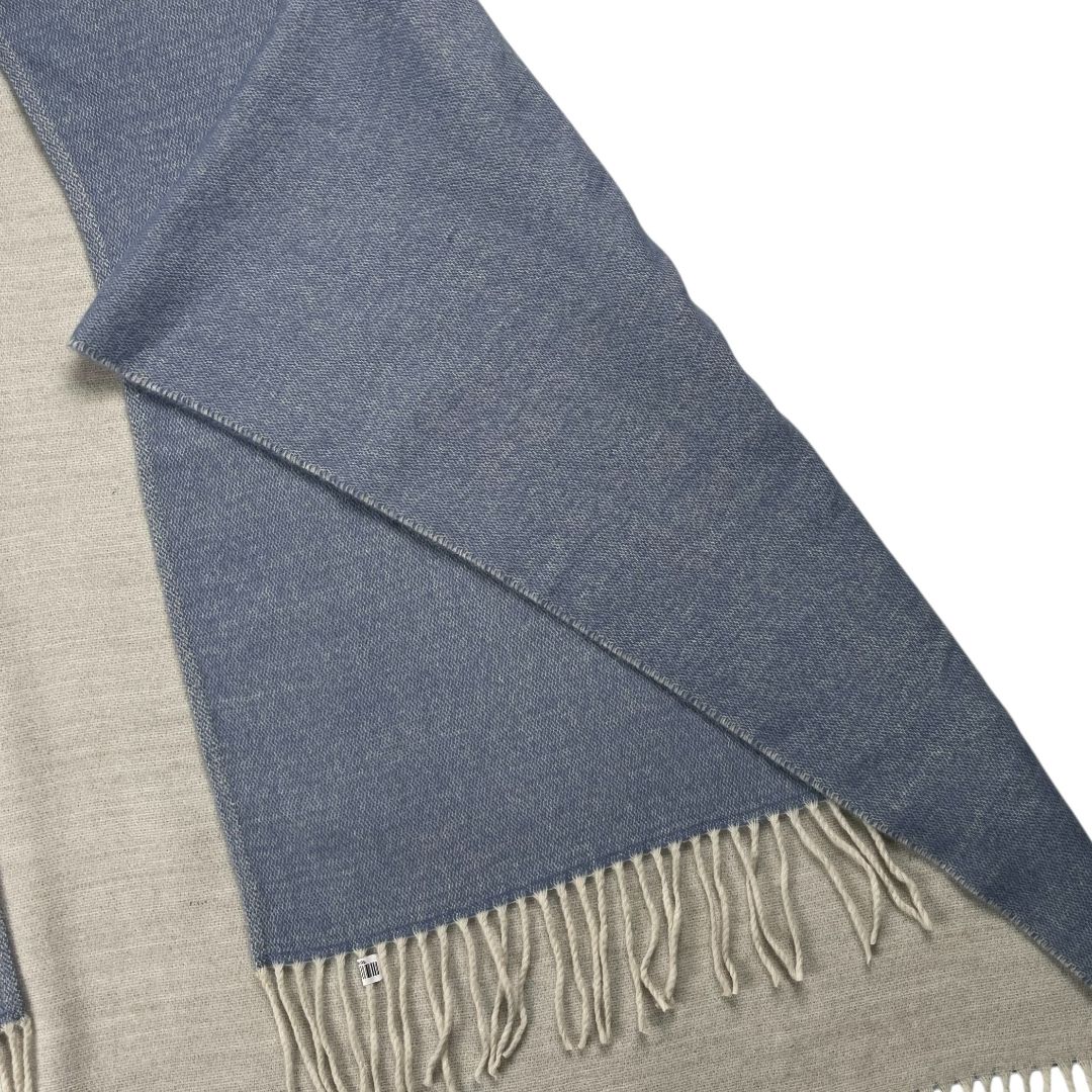 Poncho  SIN MARCA  Celeste Talle Unico