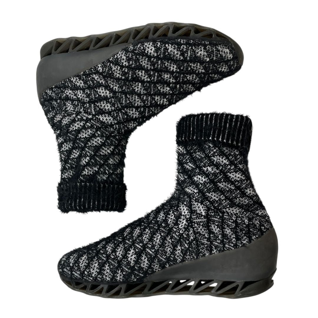 Bota Corta  CAMPER  Varios Blanco Y Negro Talle 40