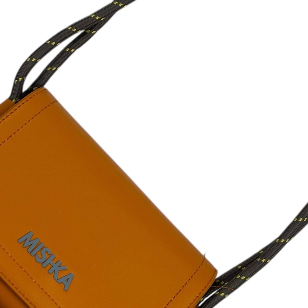 Cartera  MISHKA  Naranja Medida 20cm X 16cm