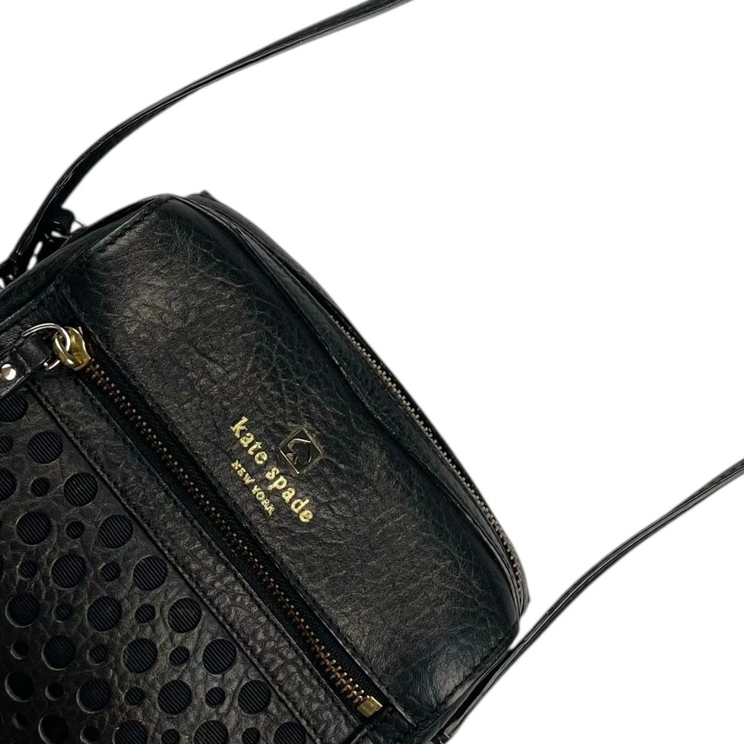 Bandolera  KATE SPADE  Negro Medida 18cm X 16cm