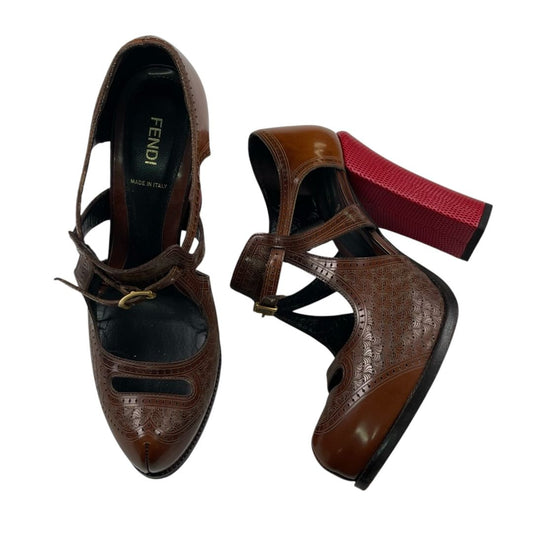 Taco Alto Grueso  FENDI  Marron Talle 40