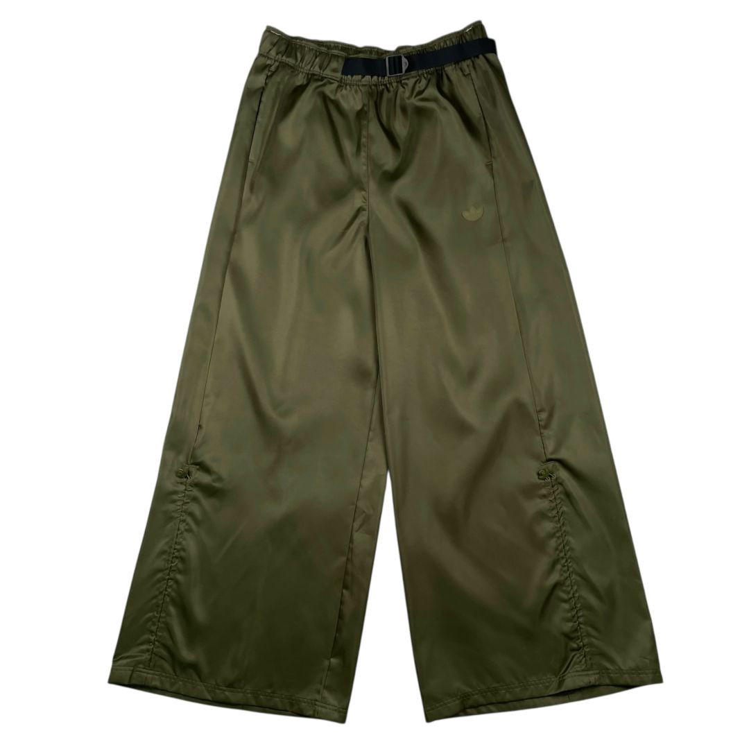 Pantalon  ADIDAS  Verde Talle 44