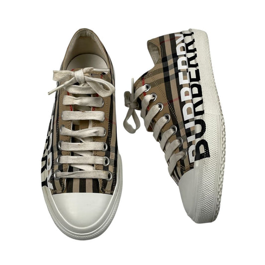 Zapatillas  BURBERRY  Varios Escoces Beige Talle 36,5