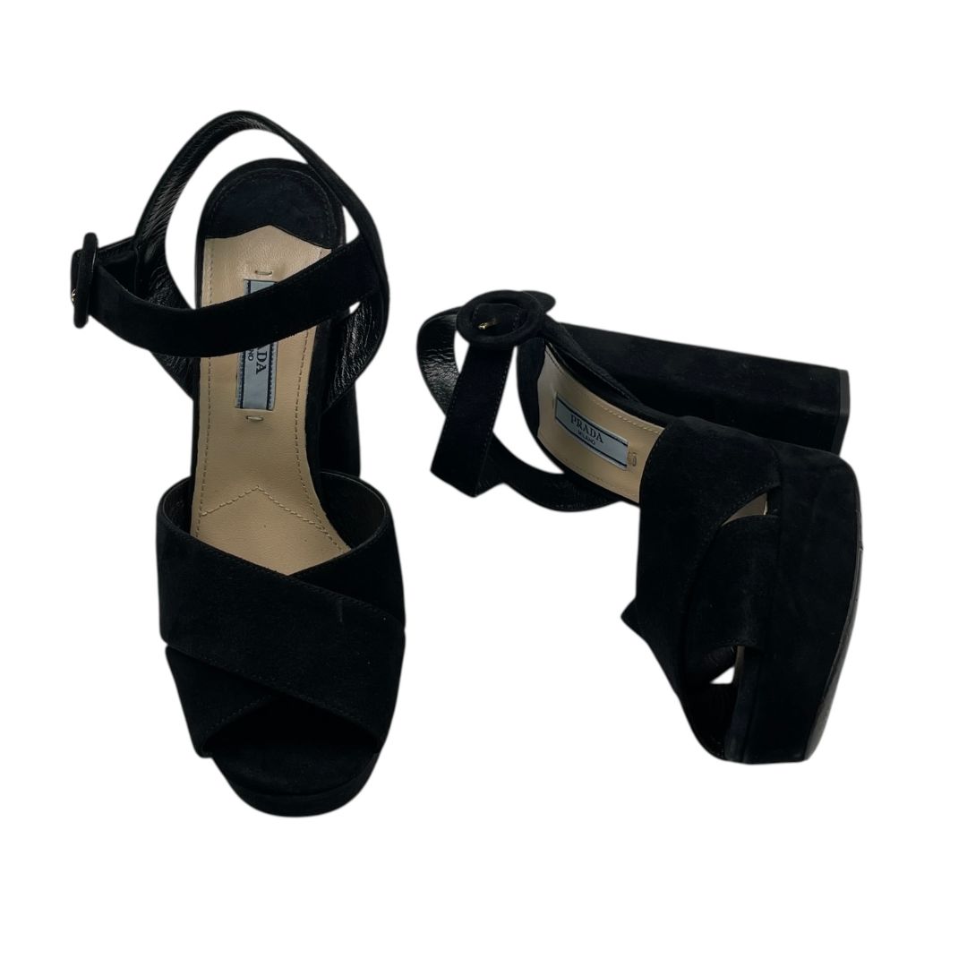 Usado  PRADA  Negro Talle 36