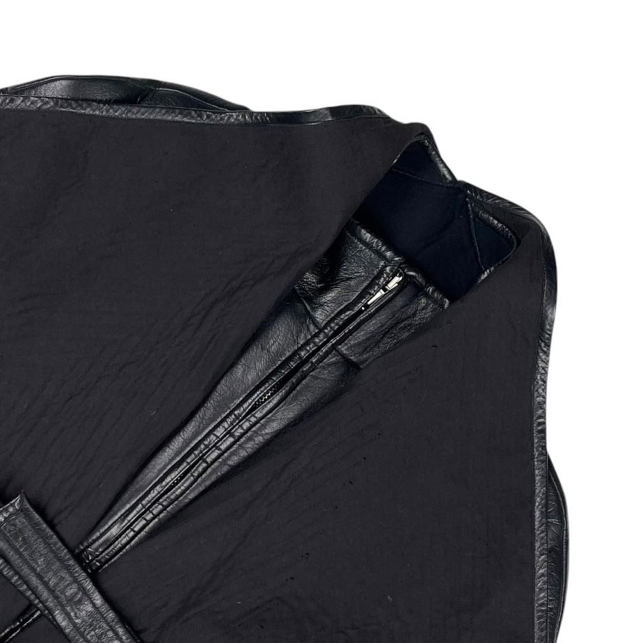 Campera  GARETH PUGH  Negro Talle 48