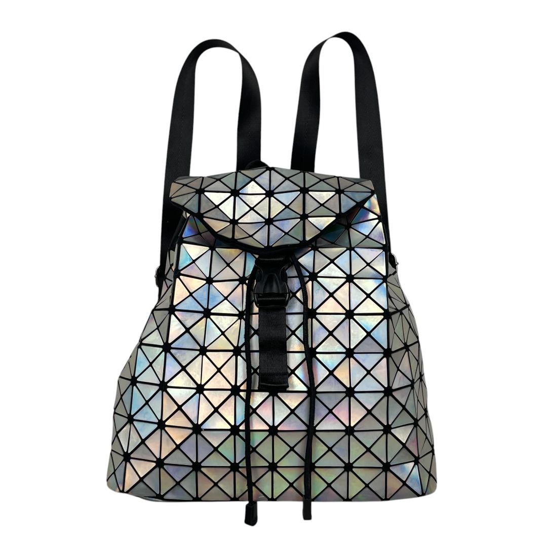 Mochila  SIN MARCA  Plateado Medida 32cm X 28cm