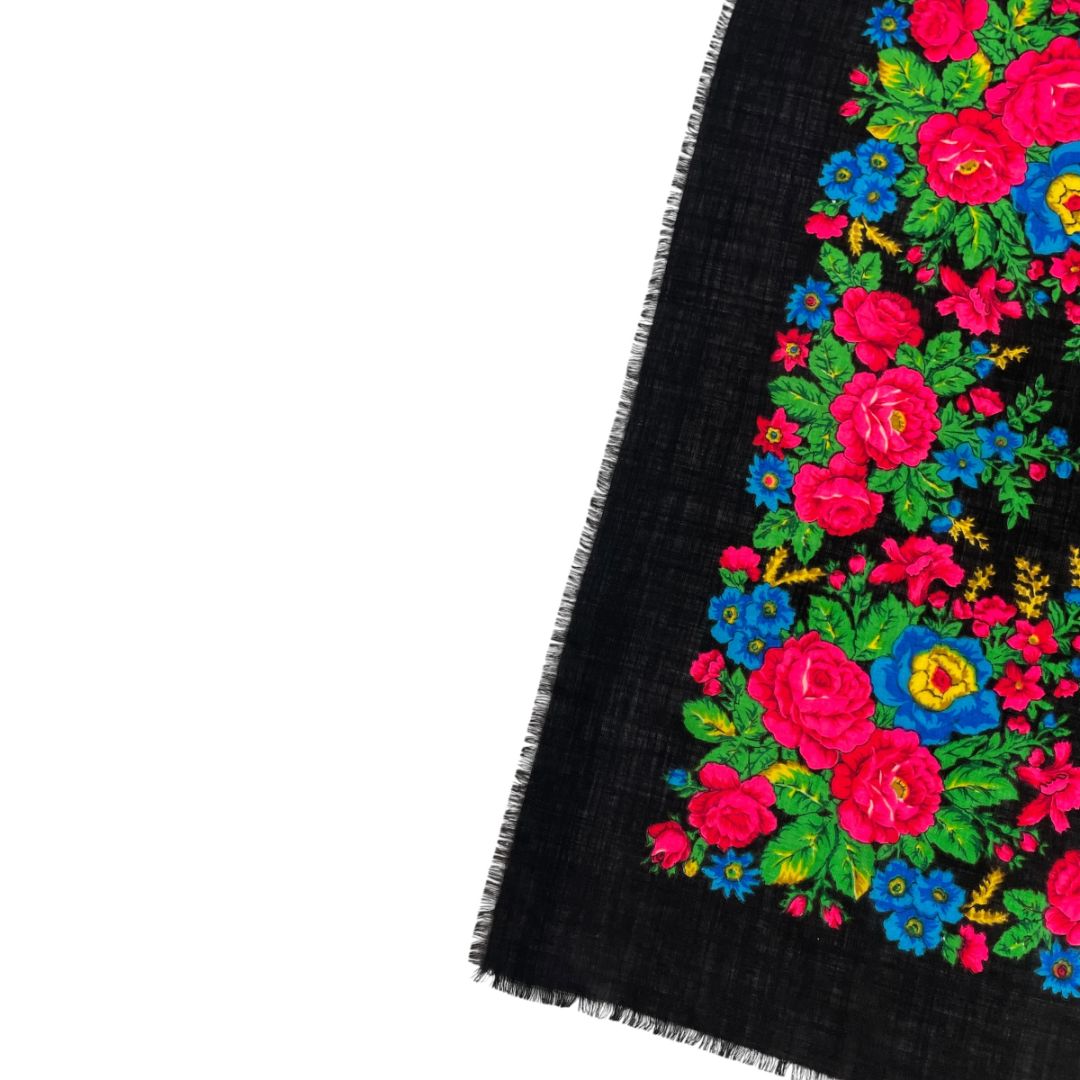 Pañuelo  SIN MARCA  Varios  Estampado Medida 95cm X 95cm