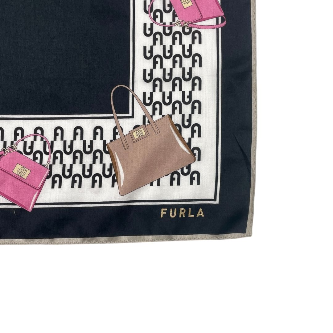 Pañuelo  FURLA  Varios  Estampado Medida 55cm X 55cm