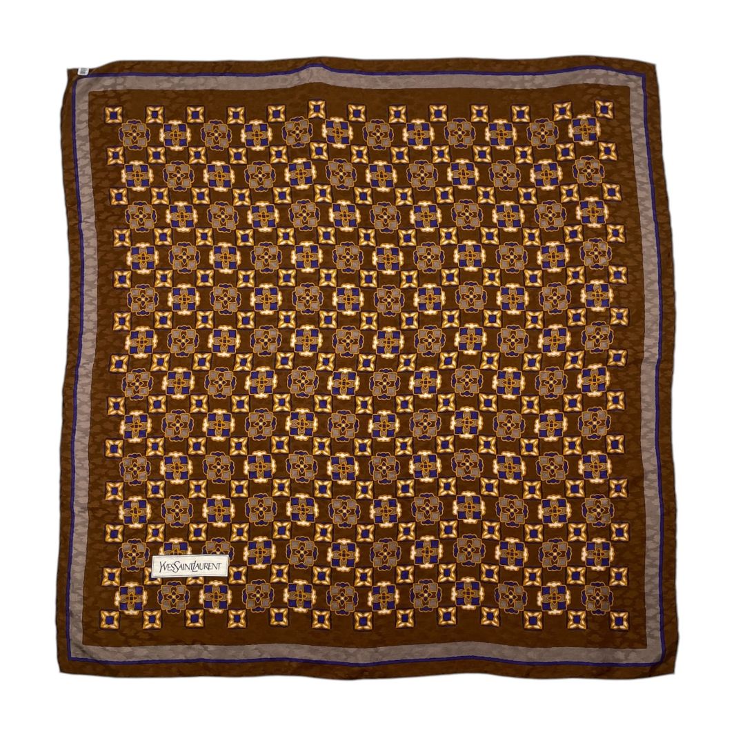 Pañuelo  YSL  Varios  Estampado Medida 90cm X 87cm