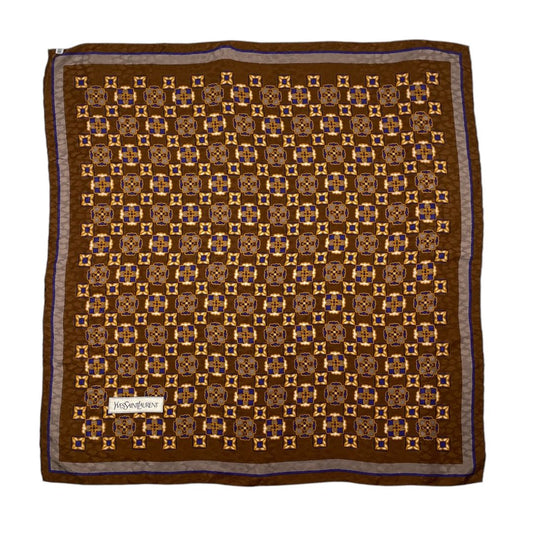 Pañuelo  YSL  Varios  Estampado Medida 90cm X 87cm