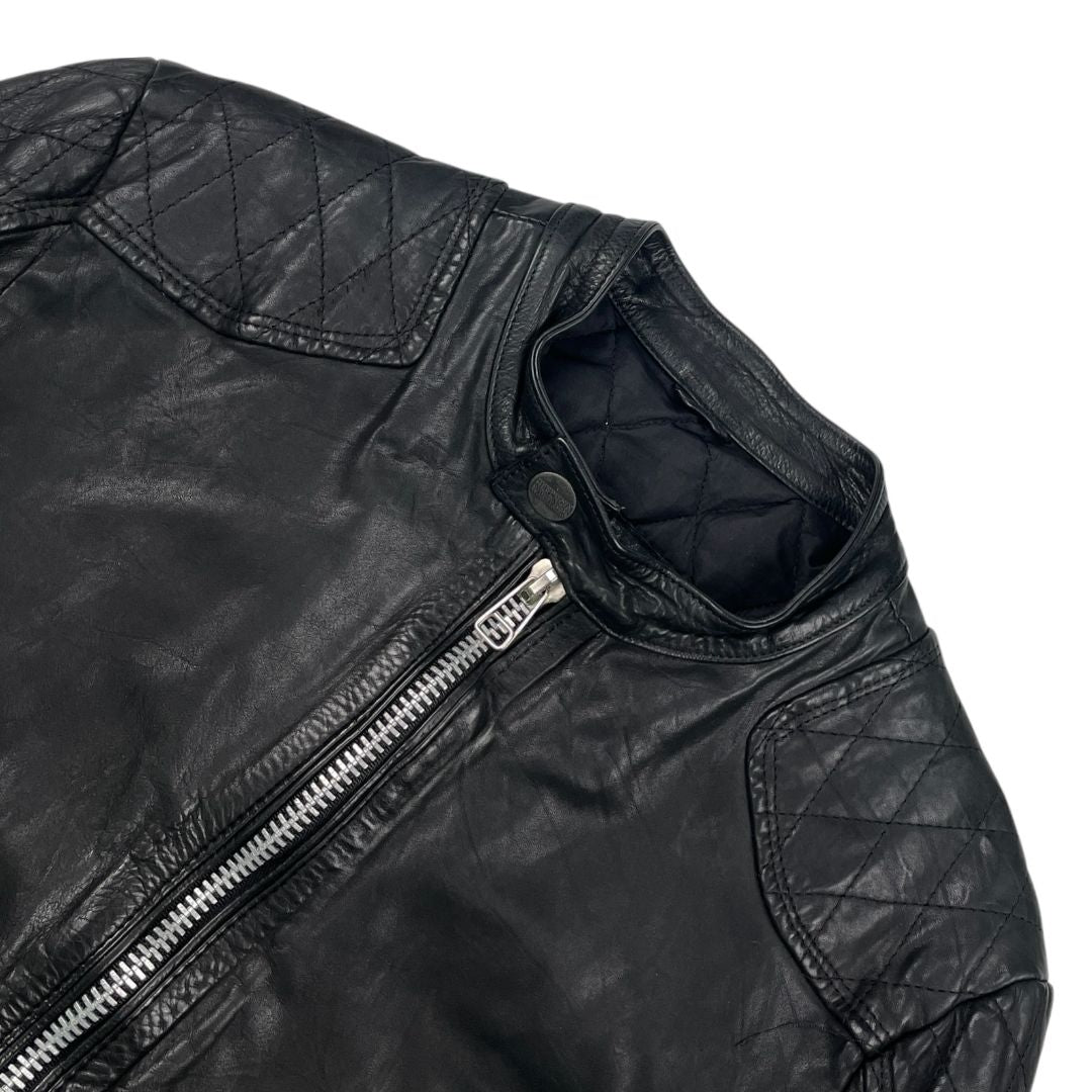 Campera  HERENCIA ARGENTINA  Negro Talle M