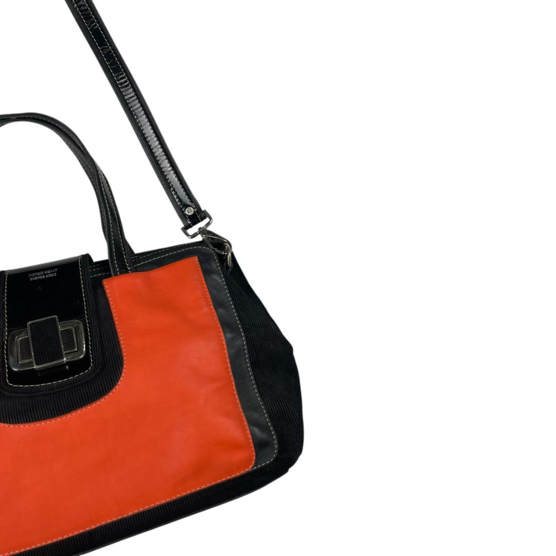 Cartera  PETER KENT  Negro y Naranja Medida 37cm X 25cm