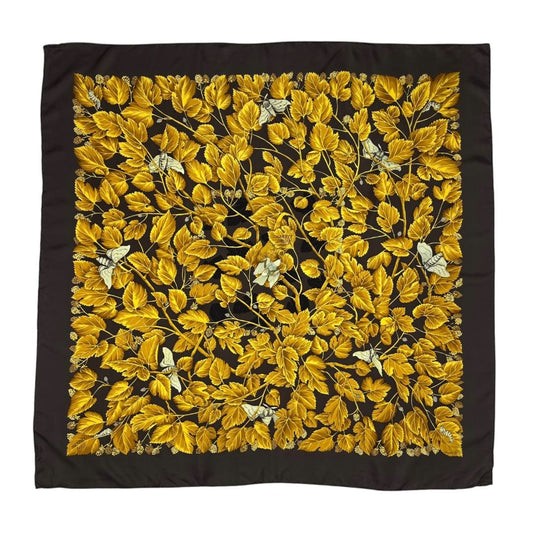 Pañuelo  HERMES  Varios  Estampado Medida 88cm X 88cm