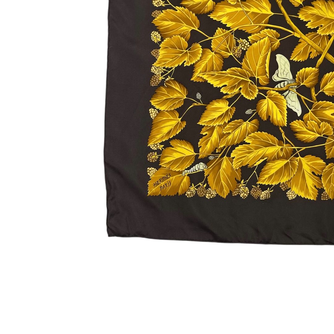 Pañuelo  HERMES  Varios  Estampado Medida 88cm X 88cm