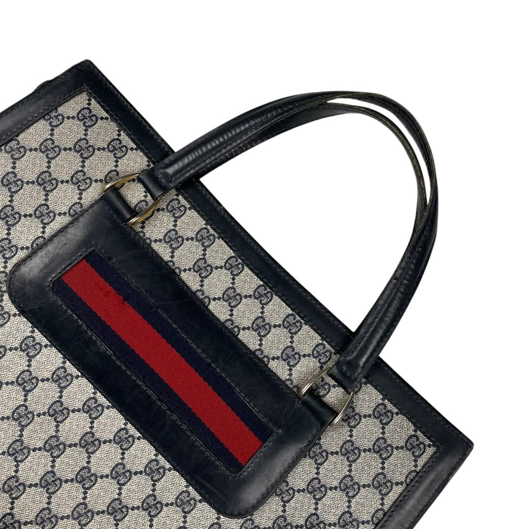 Cartera  GUCCI  Varios Monograma Medida 43cm X 33cm