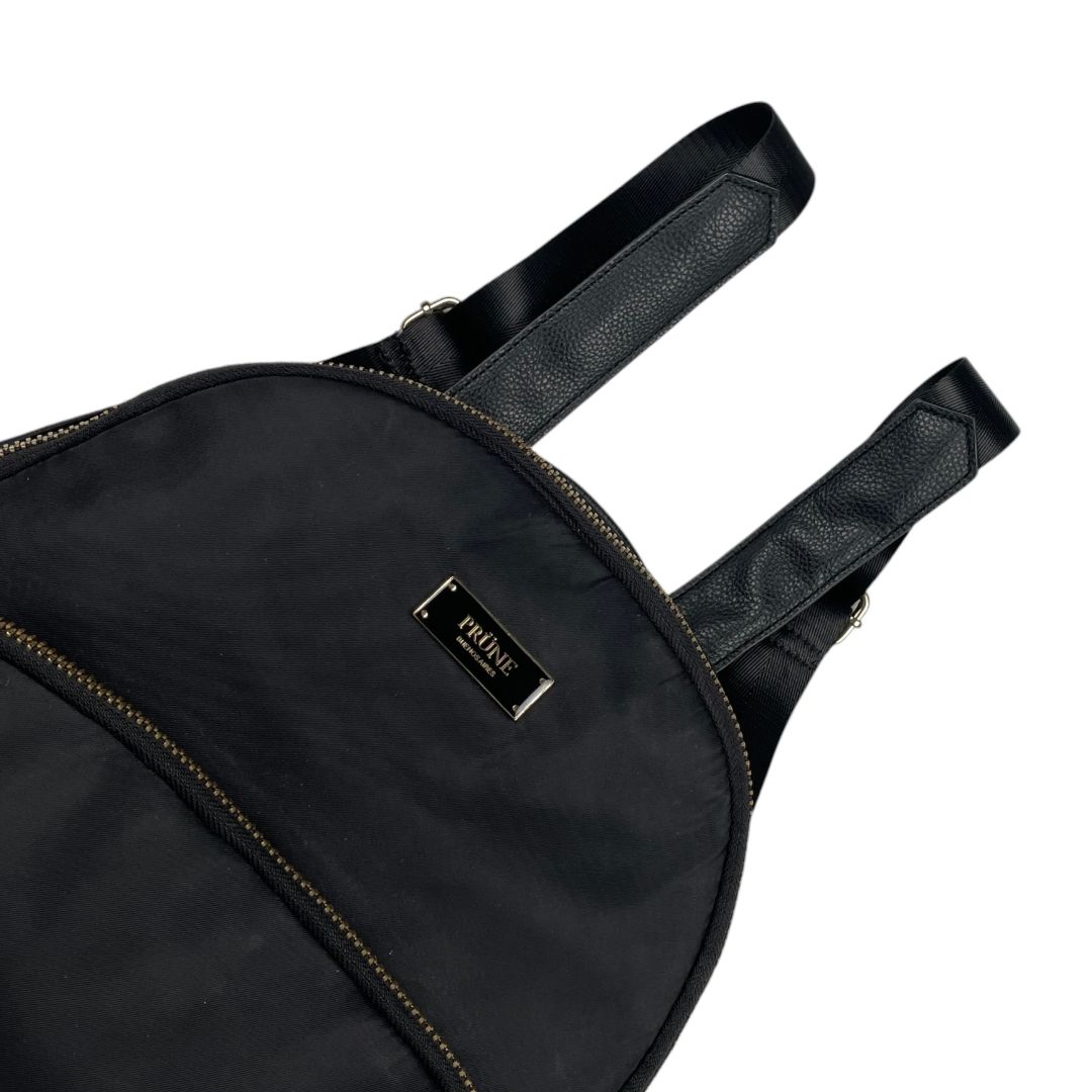 Mochila  PRUNE  Negro Medida 32cm X 27cm