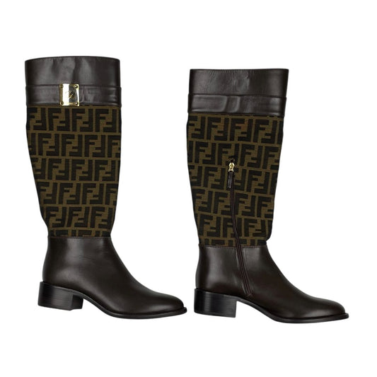 Bota Larga  FENDI  Varios Monograma Talle 36,5