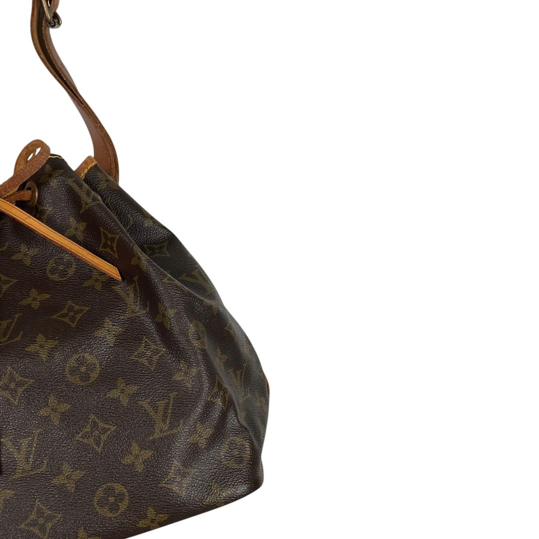 Cartera  LOUIS VUITTON  Varios Monograma Medida 25cm X 25cm