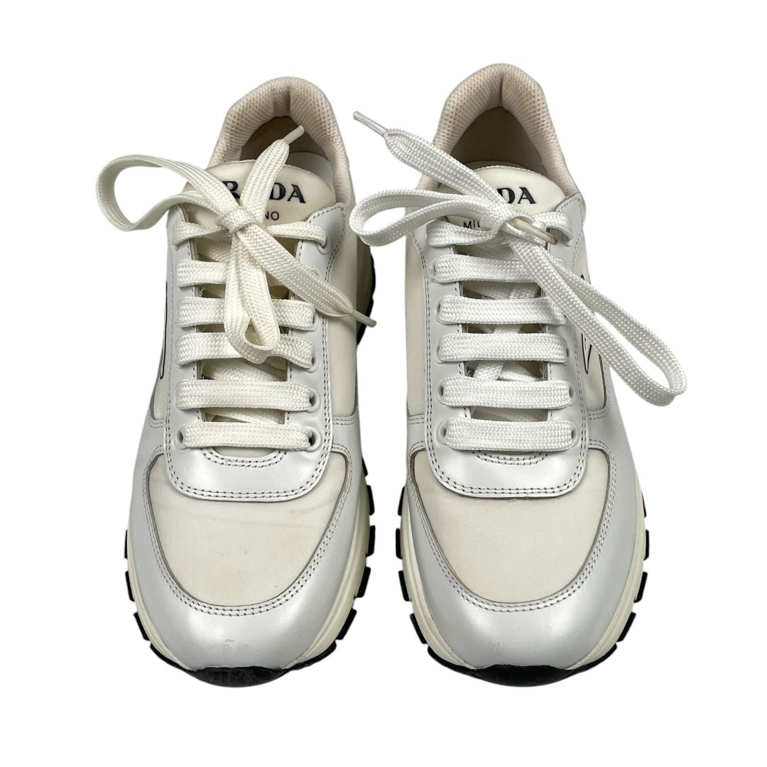 Zapatillas  PRADA  Blanco Talle 37