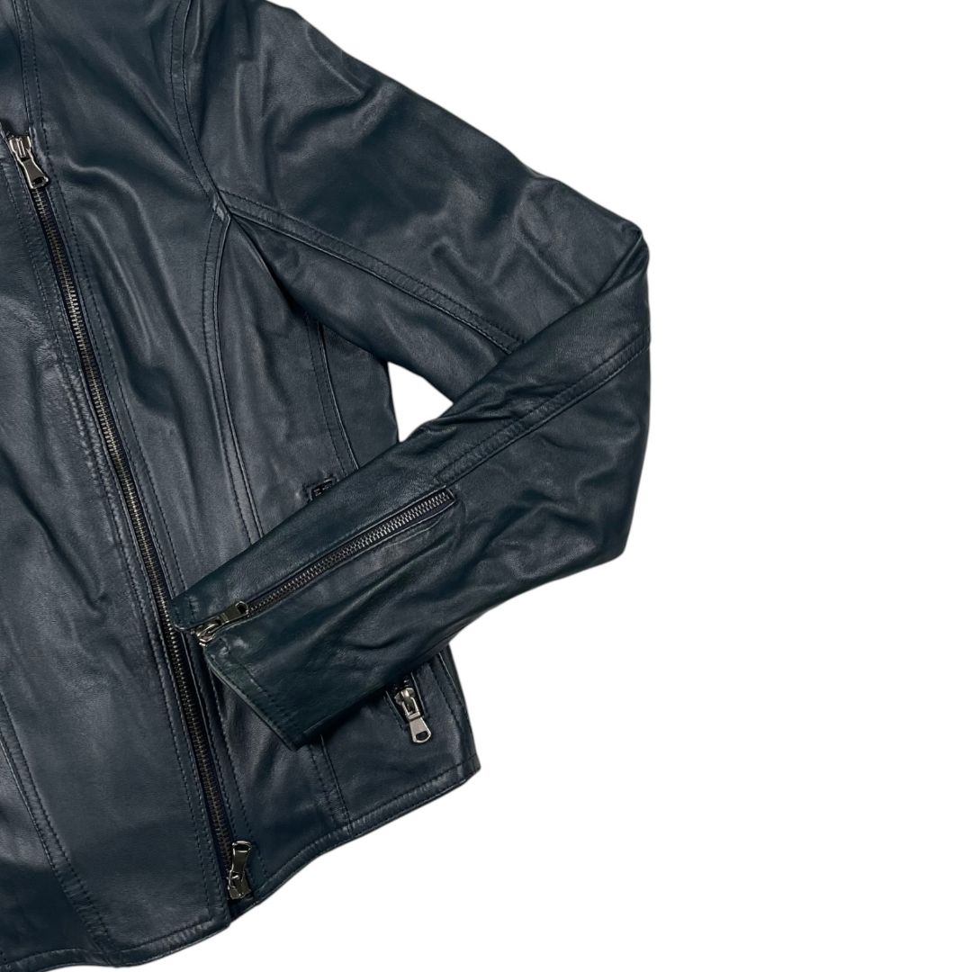 Campera  SIN MARCA  Azul Talle 48
