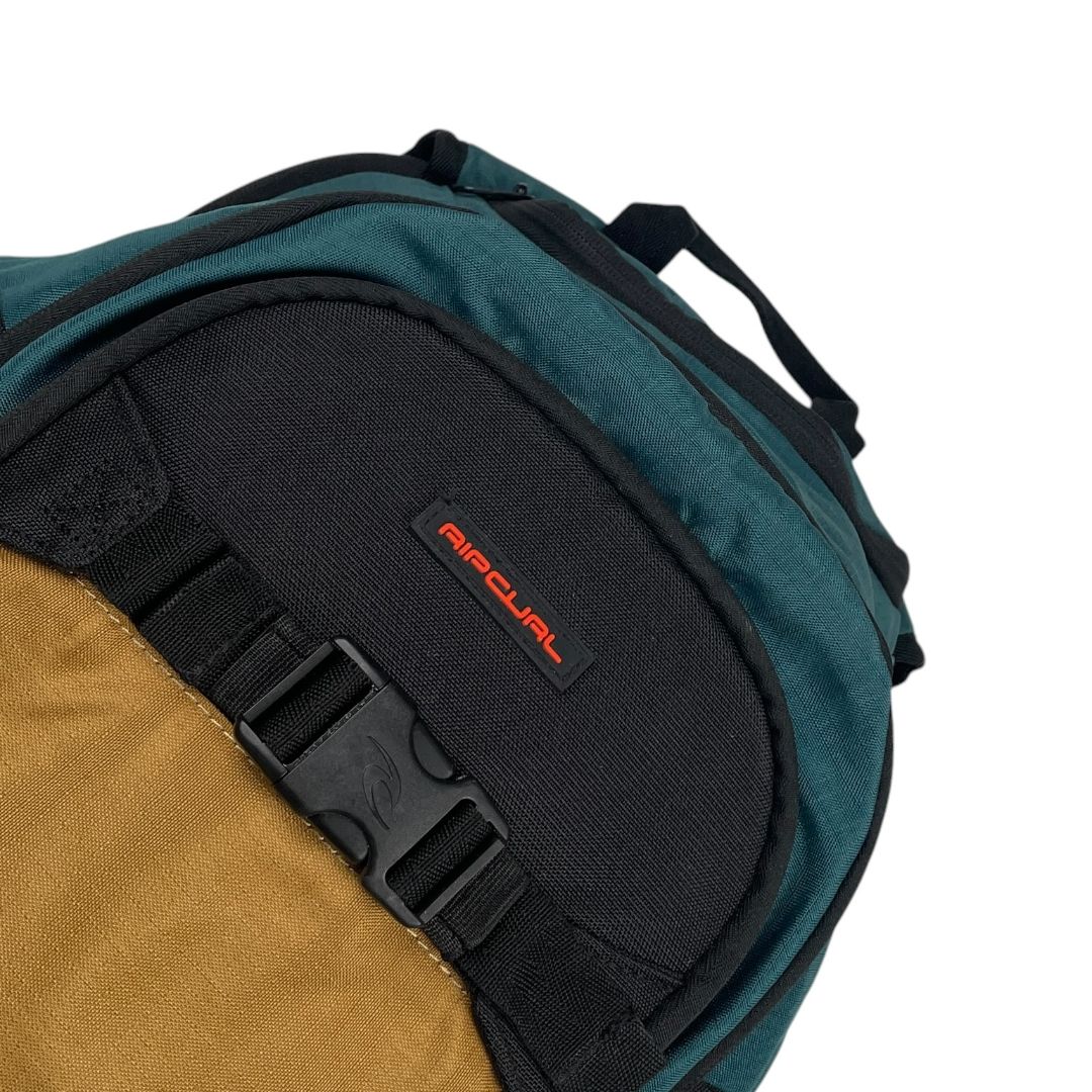 Mochila  RIP CURL  Varios Medida 48cm X 32cm