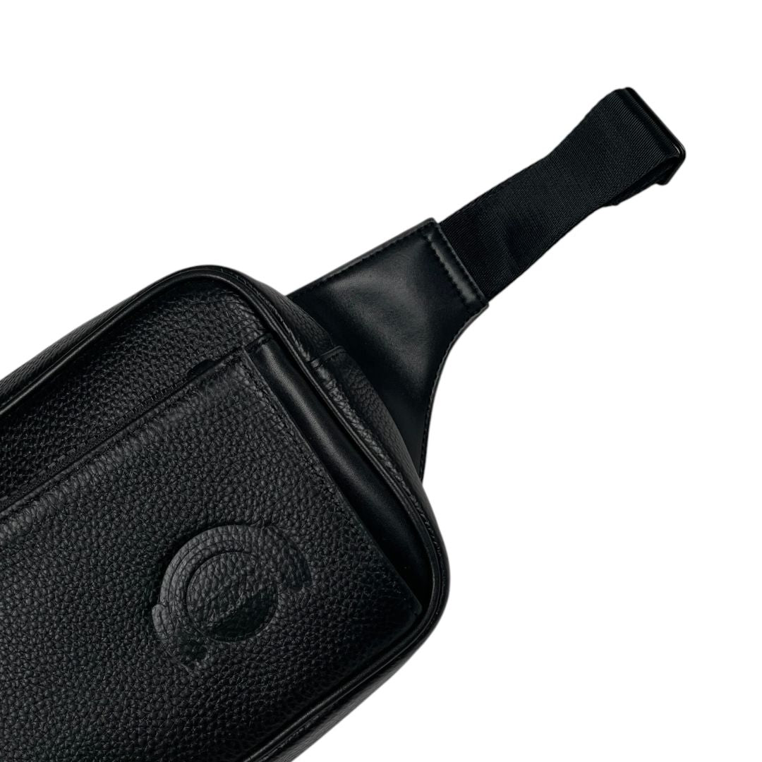 Riñonera  PIET  Negro Medida 22cm X 14cm