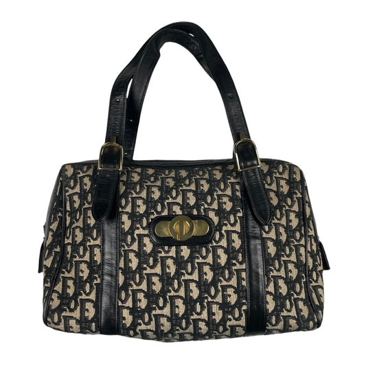 DIOR  Cartera  Varios Monograma  Medida 31cm X 21cm