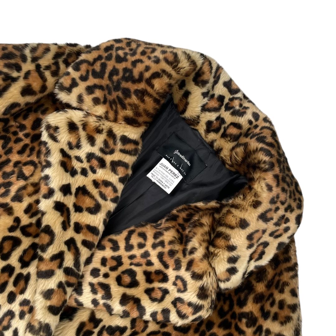 Saco  STRADIVARIUS  Varios  Animal Print Talle S
