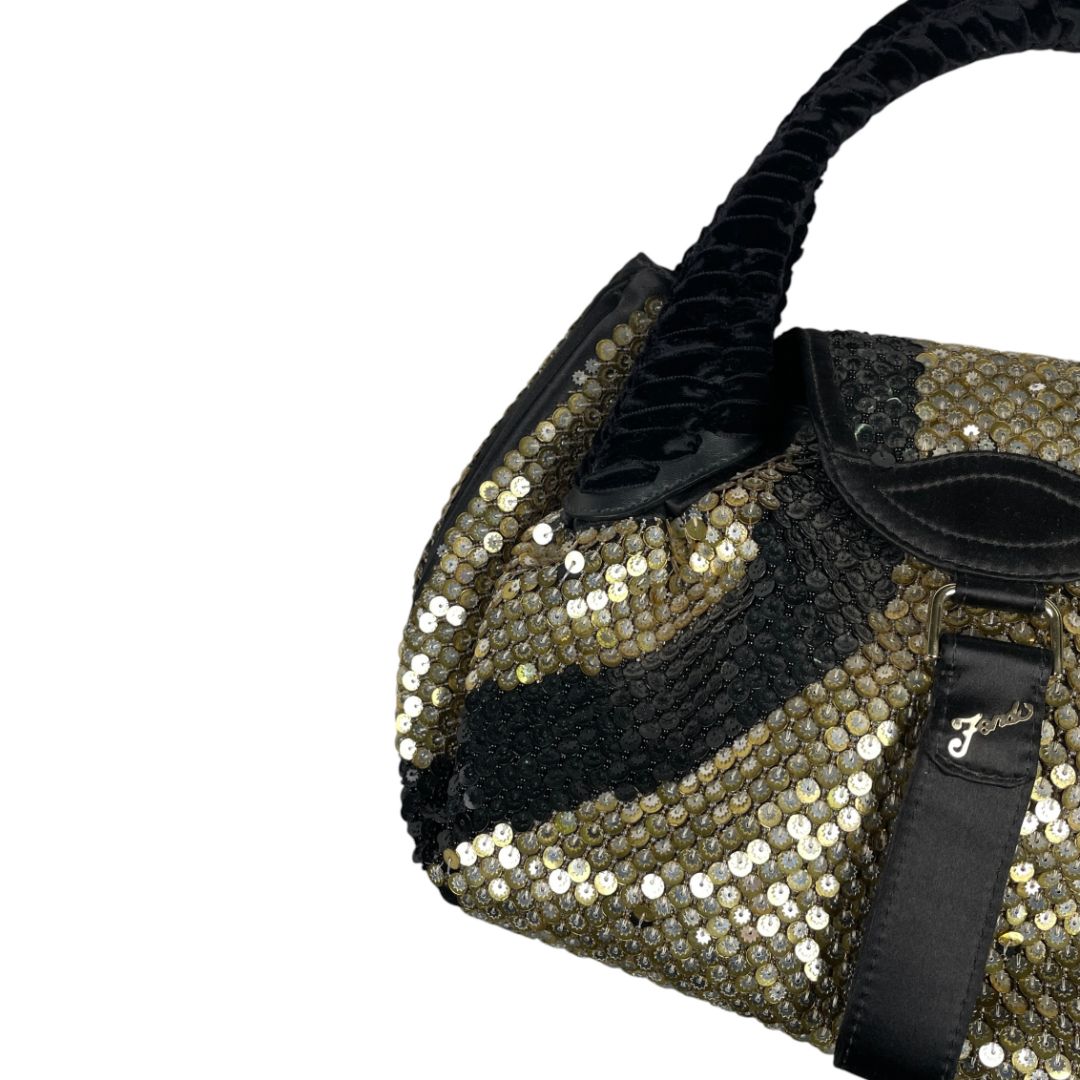 Cartera  FENDI  Varios Negro y Dorado Medida 30cm X 20cm