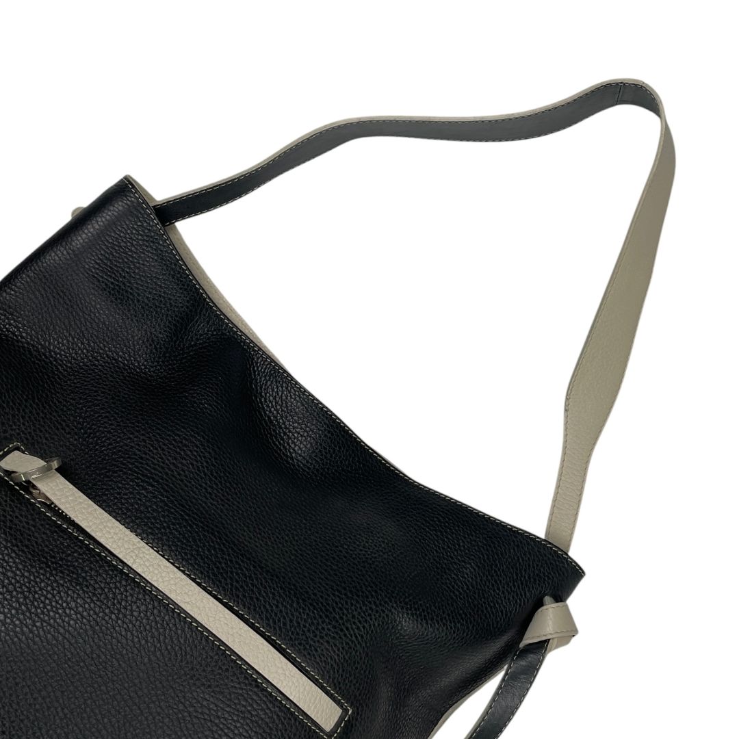 Cartera  PETER KENT  Varios Beige Y Negro Medida 38cm X 35cm