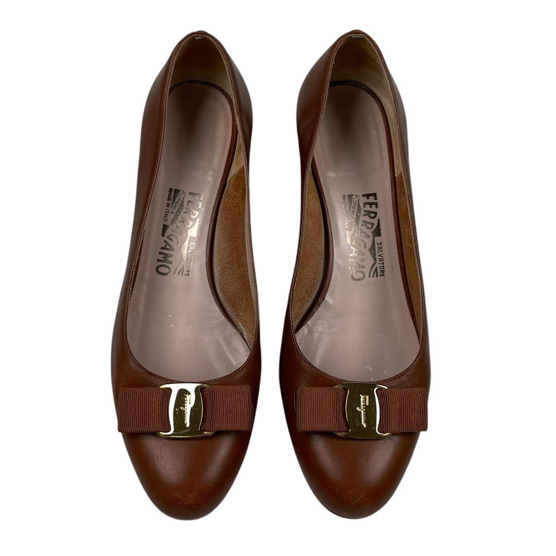 Zapato Taco Bajo  FERRAGAMO  Marron Talle 8,5