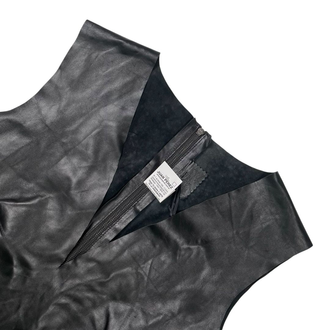 EVANGELINA BOMPAROLA  Blusa Sin Mangas  Negro  Talle L