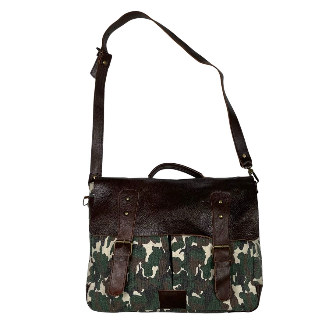BRIGANTI  Cartera  Varios  Camuflado Medida 36cm X 28cm