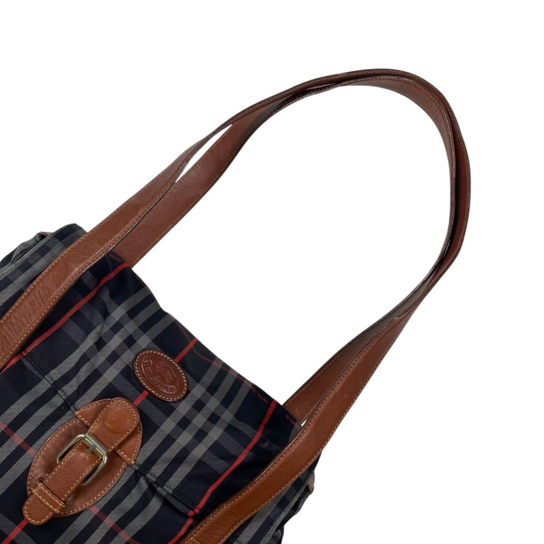 BURBERRY Cartera Varios Escoces Medida 29cm X 23cm