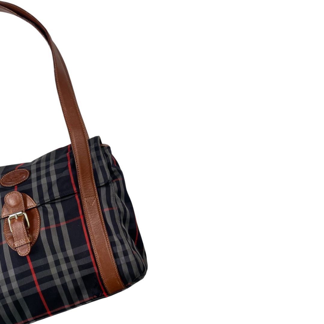 BURBERRY Cartera Varios Escoces Medida 29cm X 23cm
