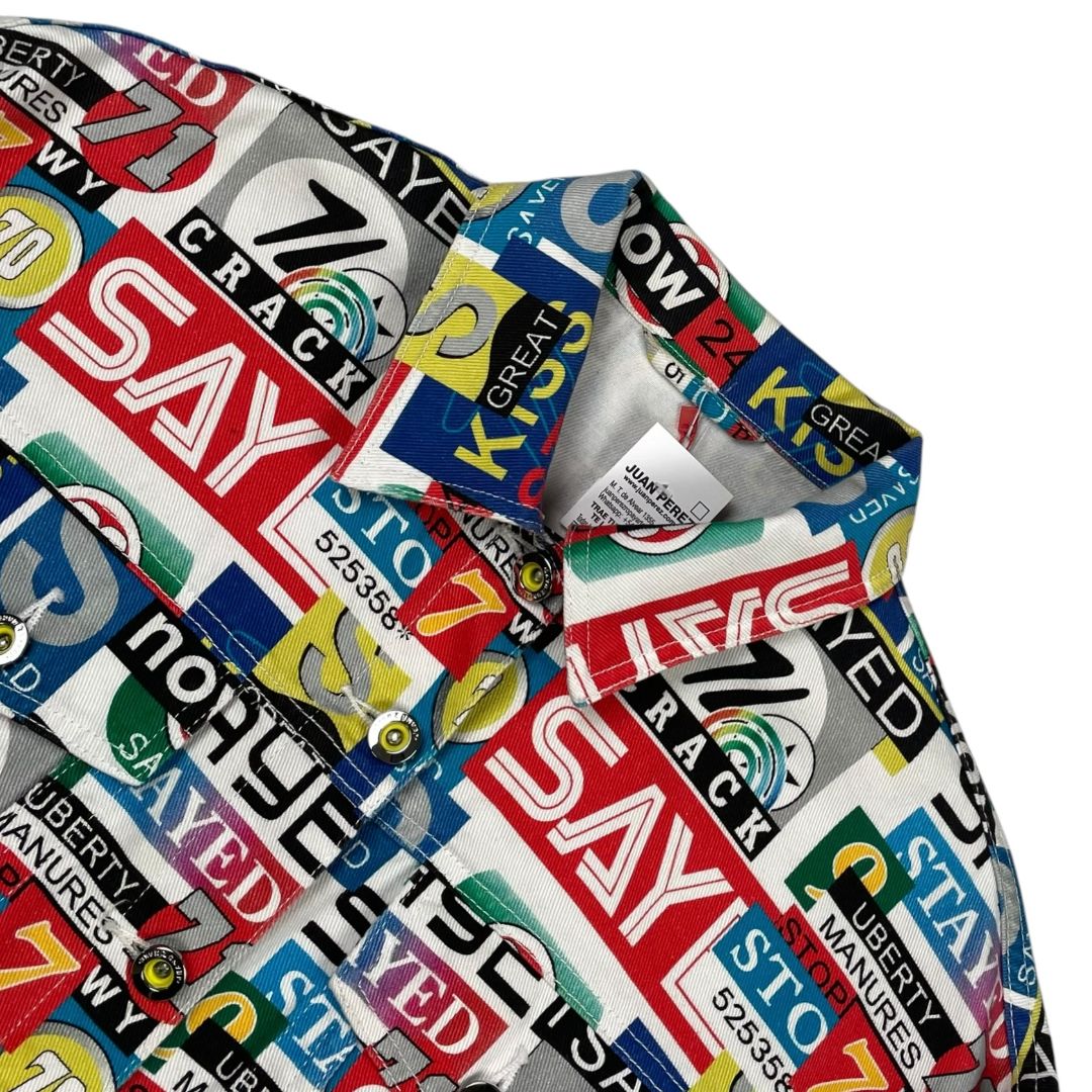SIN MARCA Campera Varios  Estampado Talle M
