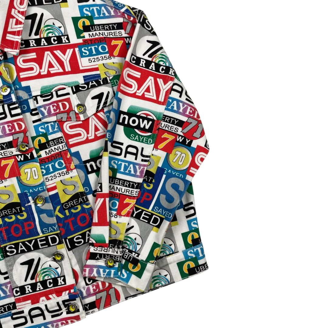 SIN MARCA Campera Varios  Estampado Talle M