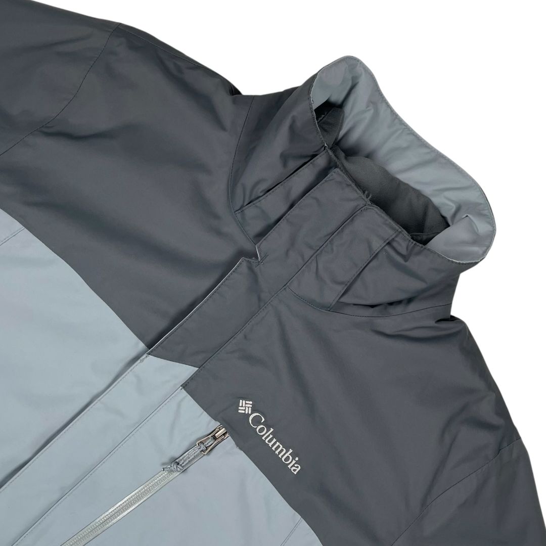 COLUMBIA Campera Gris Talle M
